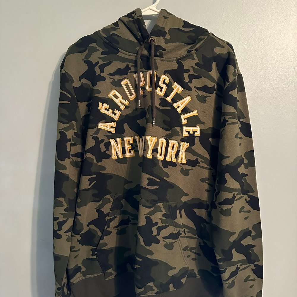 Aeropostale Camo Men's Hoodie Sweatshirt, Size Large
